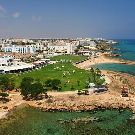 Апартаменты Polyxenia Isaak Luxury And *