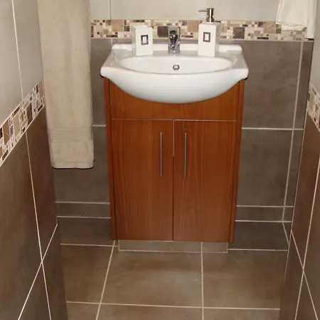 Polyxenia Isaak Luxury And Appartement