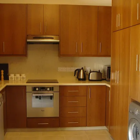 Polyxenia Isaak Luxury And Appartement