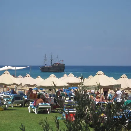 Апартаменты Polyxenia Isaak Luxury And Протарас