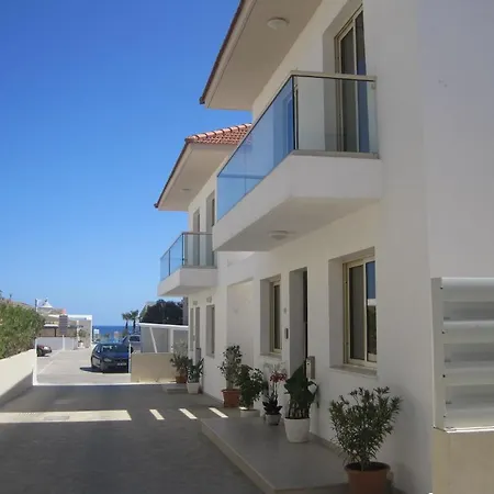 Polyxenia Isaak Luxury And Appartement