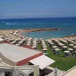 Polyxenia Isaak Luxury And شقة